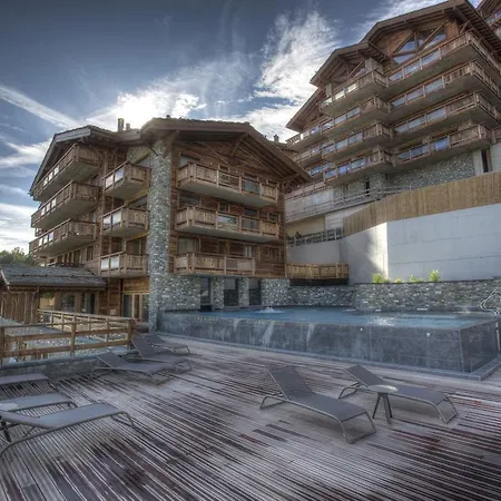 La Cordée 4 - Access - De Glace Complex *